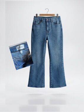 Frame Denim Light Blue Flared Jeans